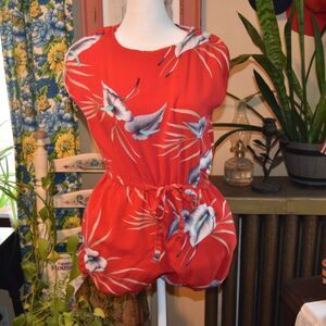 Vintage 80s Mister Noah Red Tropical Floral Print Rayon Romper Womens Size Small